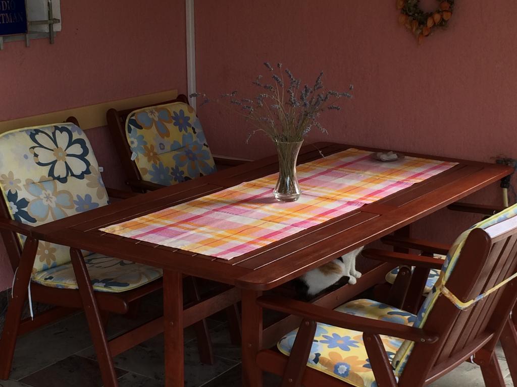 Apartment Jelena Crikvenica Room photo