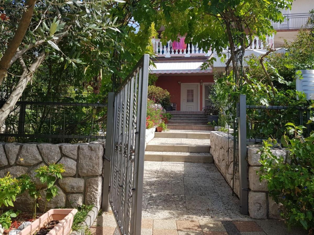 Apartment Jelena Crikvenica Exterior photo